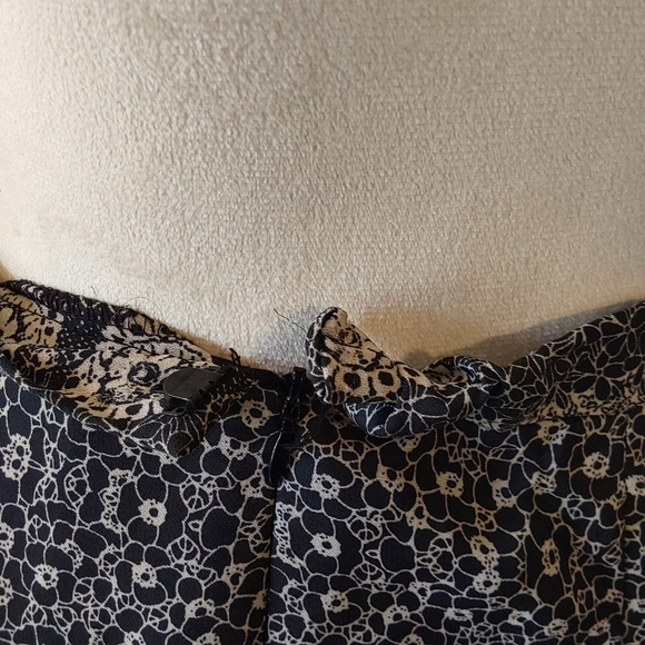 STUDIO I Two Piece Skirt Set Tan/Black Blazer & Floral Skirt set Size 14W - Picture 10 of 15